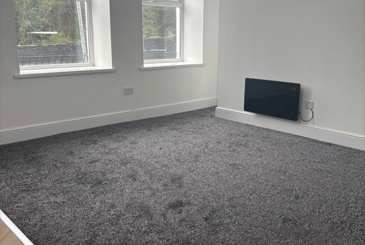 Dynevor Terrace, Pontardawe, Swansea SA8 4HX