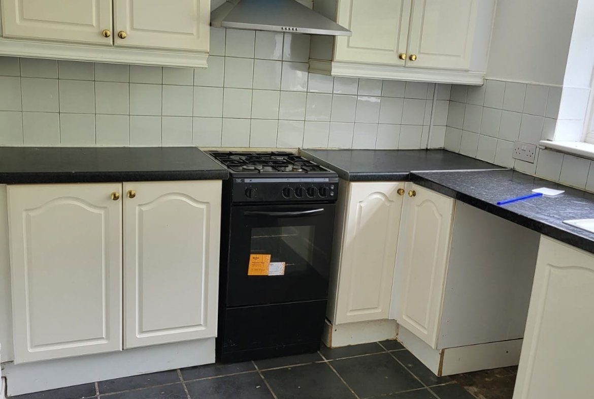 3 Bedroom detached House,  Neath Port Talbot, SA8 4BL