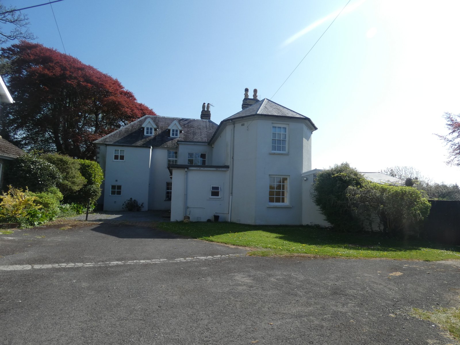 Herberts Lodge – Elegant Historical Home with Private Grounds (To Let)