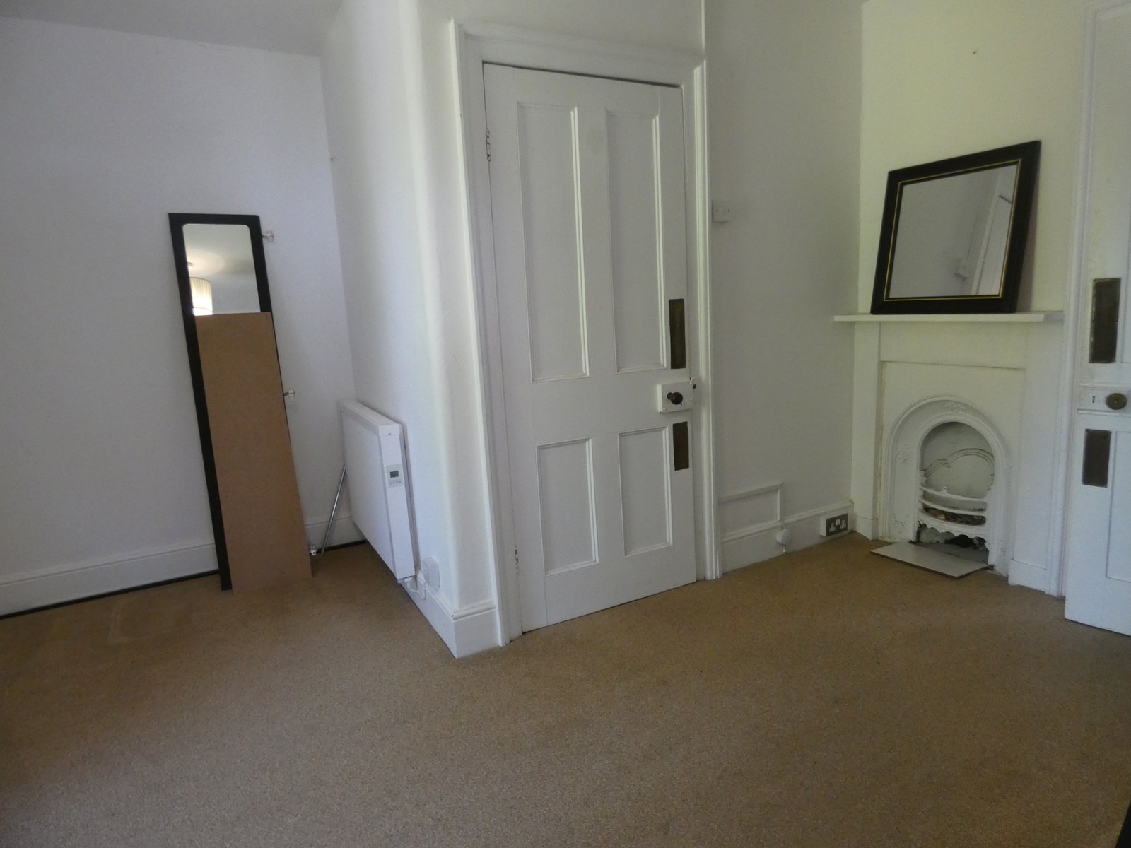 Herberts Lodge – Elegant Historical Home with Private Grounds (To Let)