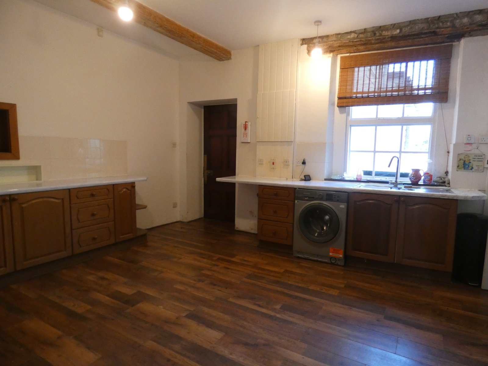 Herberts Lodge – Elegant Historical Home with Private Grounds (To Let)