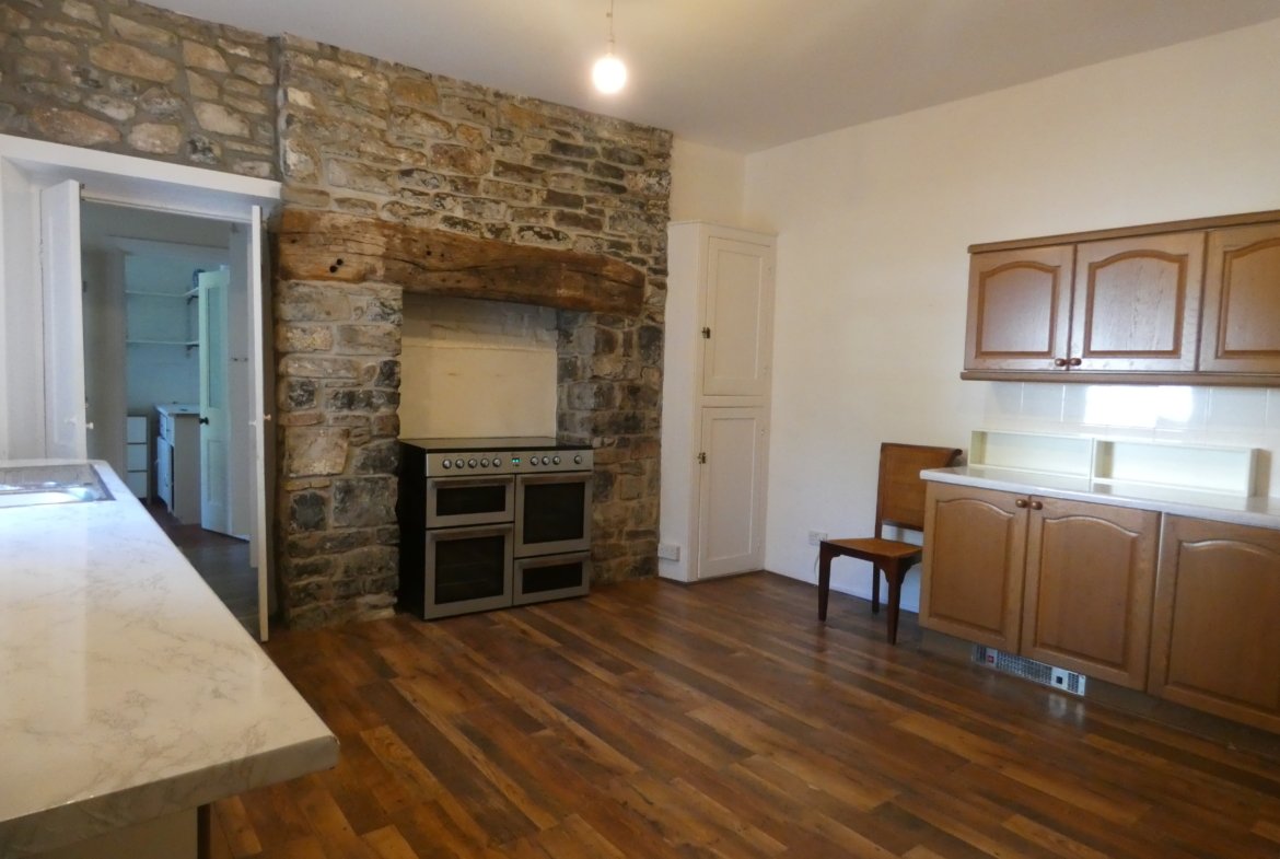 Herberts Lodge – Elegant Historical Home with Private Grounds (To Let)