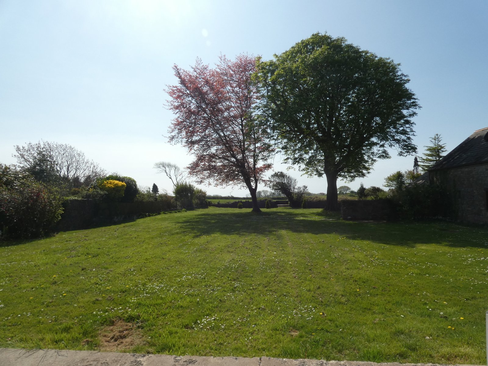 Herberts Lodge – Elegant Historical Home with Private Grounds (To Let)